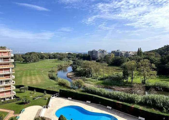 Appartement 2 Pieces Vue Mer, A Proximite De Tout